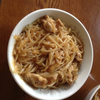 スタミナラーメン風ピリ辛麺